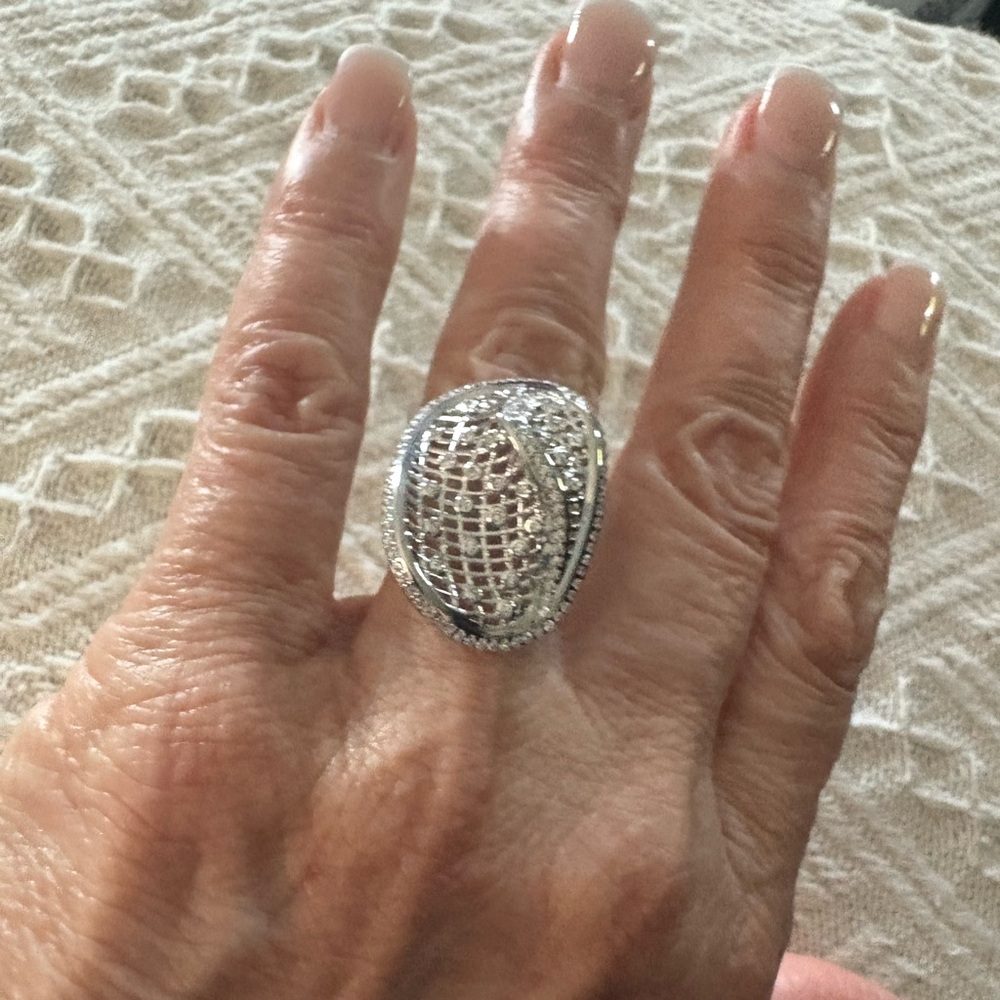 😎🌺Ring 925 Sterling Silver and Crystal Statement
